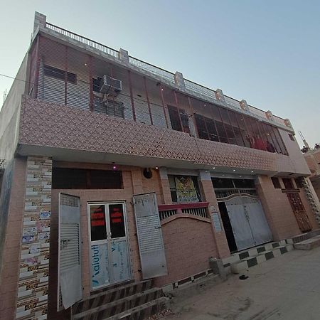 Hotel O Jyotish House Ayodhya Exterior foto
