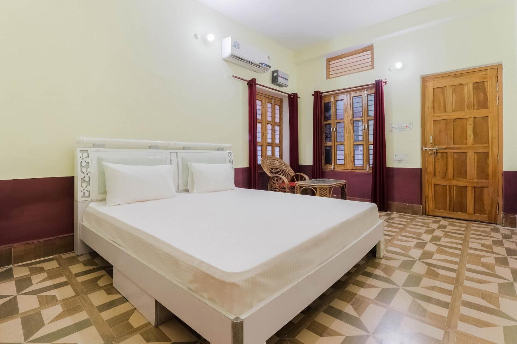 Hotel O Jyotish House Ayodhya Exterior foto