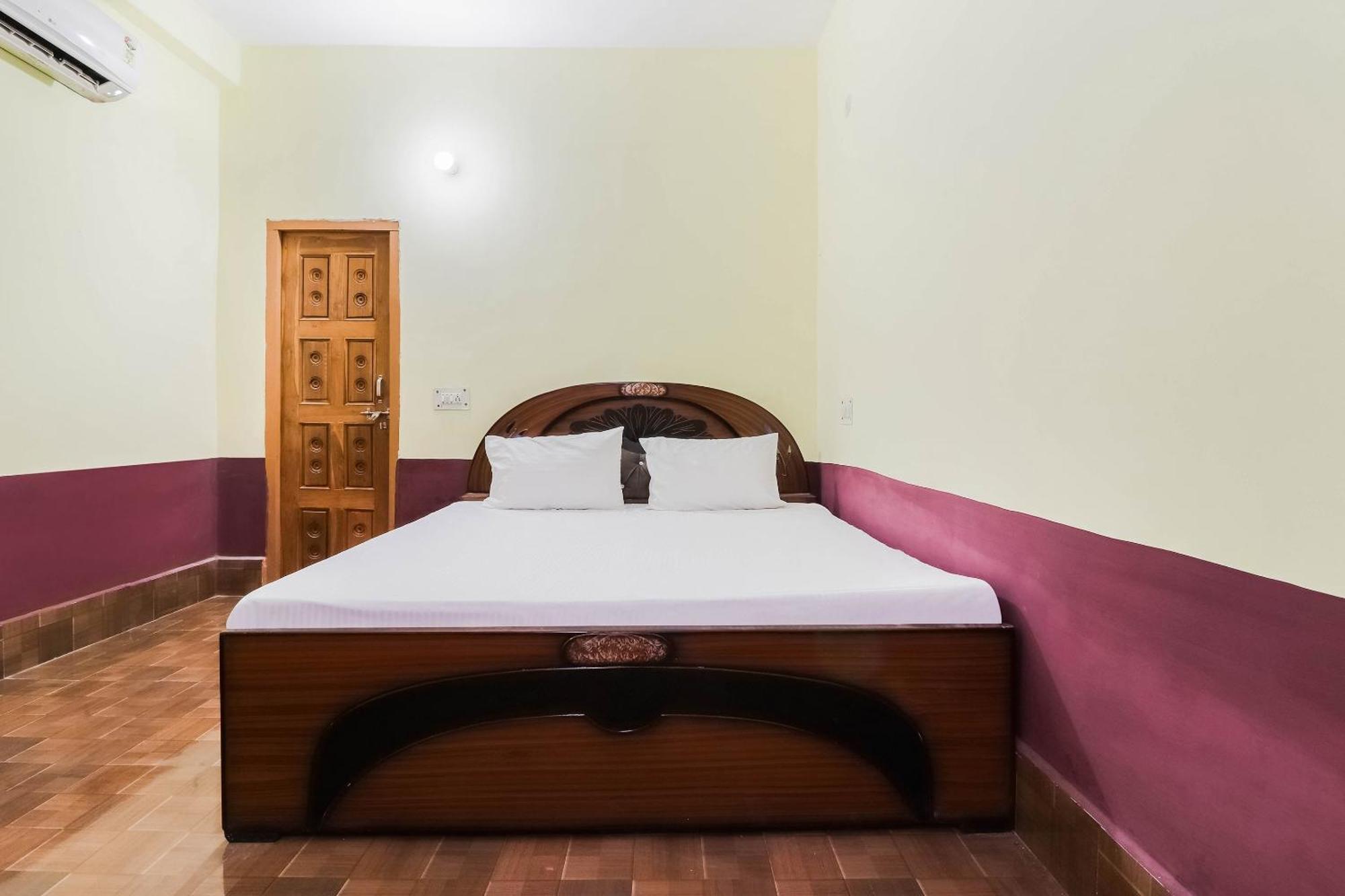 Hotel O Jyotish House Ayodhya Exterior foto