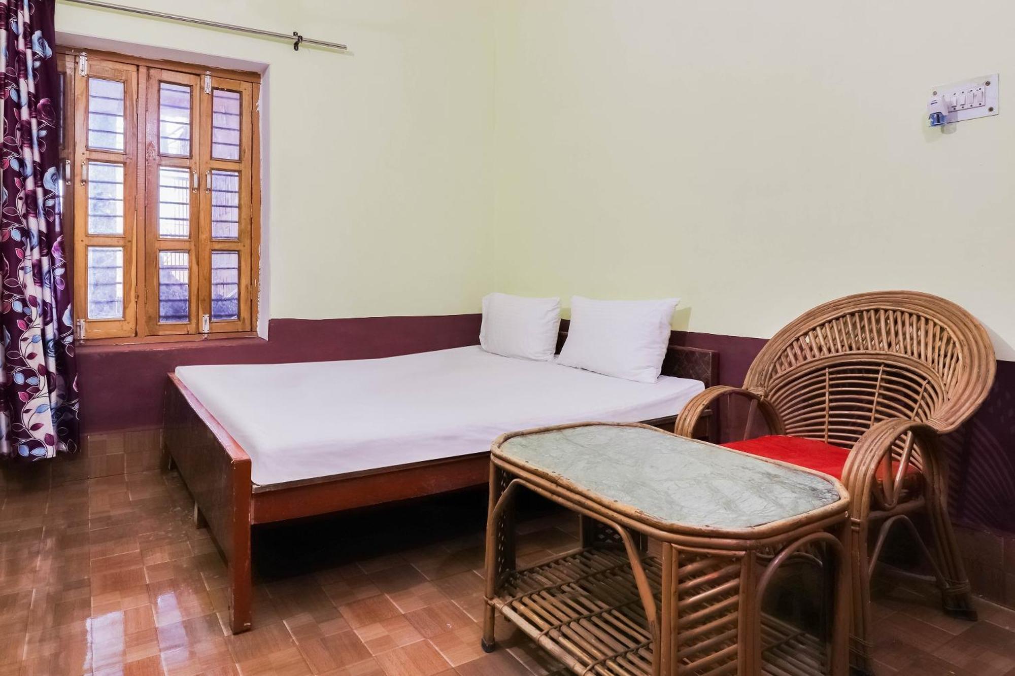 Hotel O Jyotish House Ayodhya Exterior foto